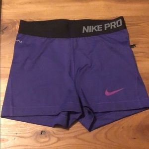 Women’s Nike Pro Dri-fit shorts size small
